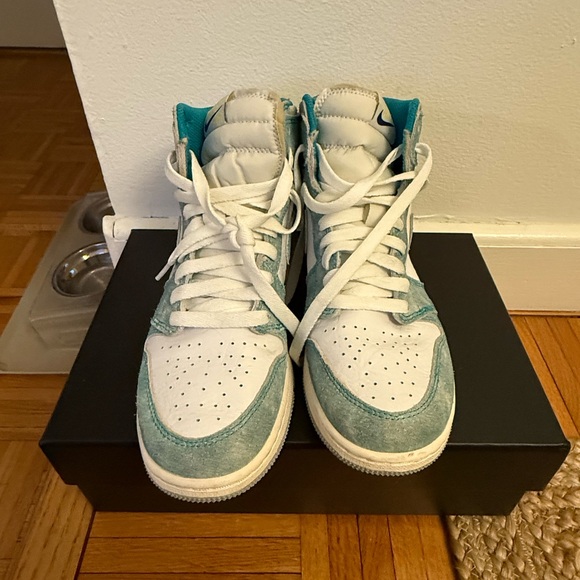 Air Jordan 1 Retro High OG 'Turbo Green' - Picture 4 of 8